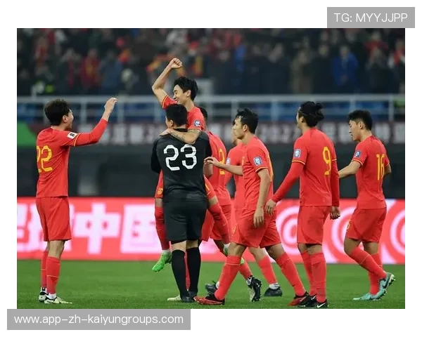 亚洲杯球队发生内讧:主帅跟球员对骂 亚洲杯球队发生内讧:主帅跟球员对骂